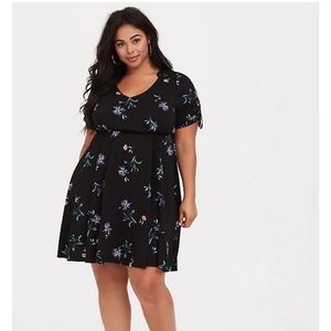 Torrid 3x TIE-SLEEVE CHALLIS black floral SKATER DRESS